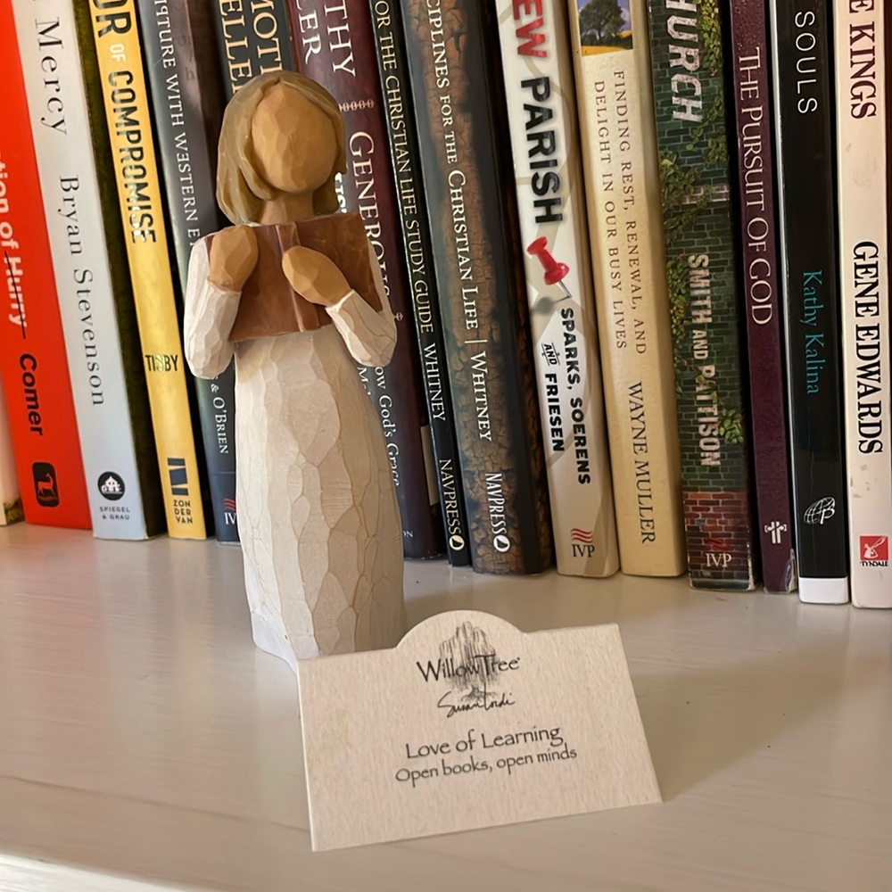 Willow Tree Love of Learning